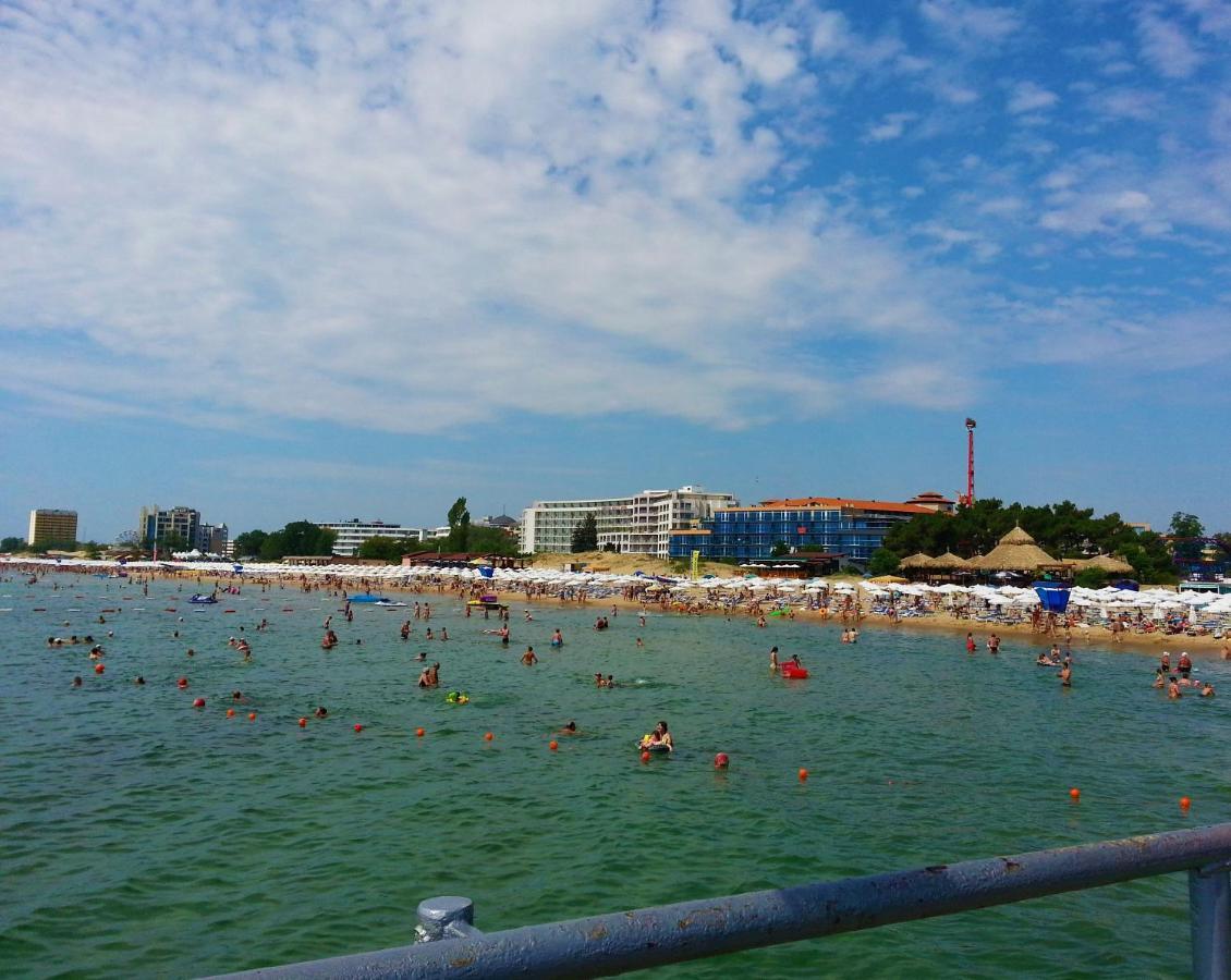 Menada Crystal Park Apartments Slăntjev Brjag Exteriör bild