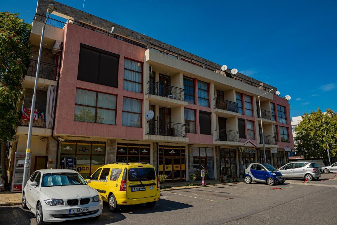Menada Crystal Park Apartments Slăntjev Brjag Exteriör bild
